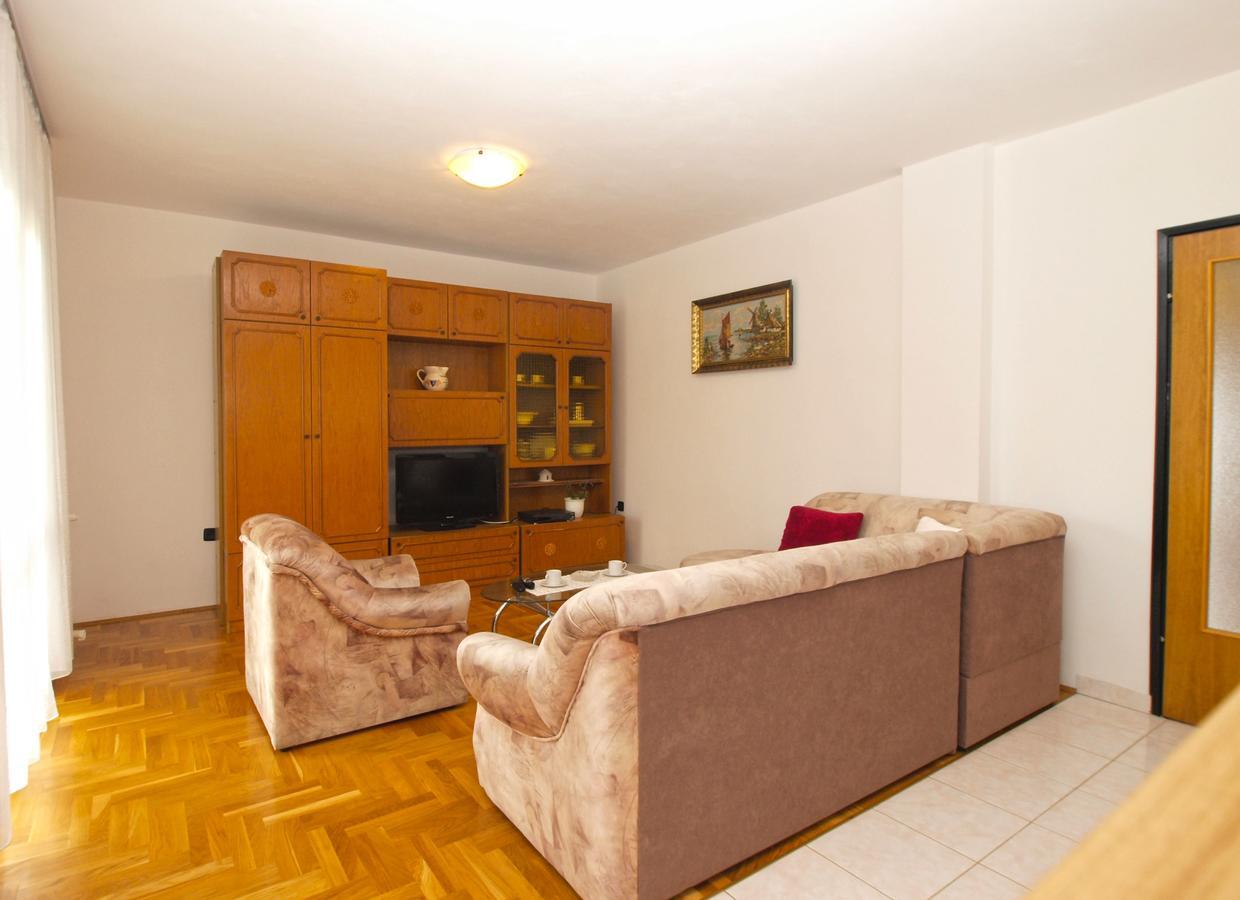 פאז'אנה Apartment Dean 1595 מראה חיצוני תמונה